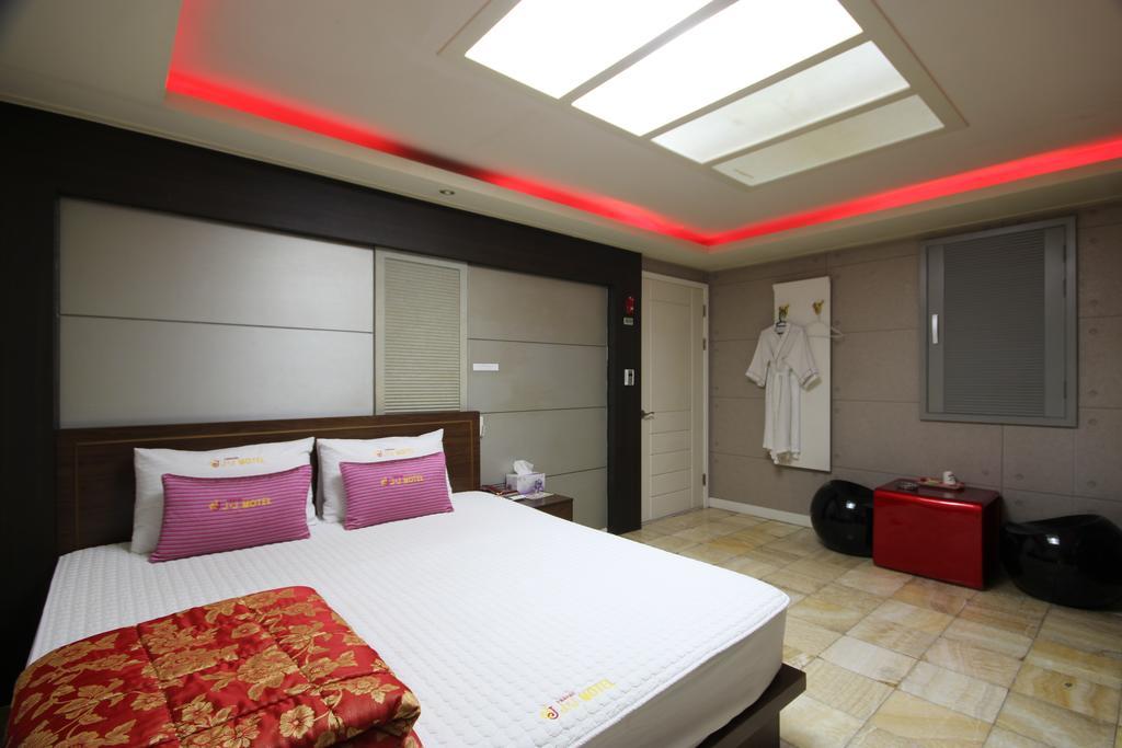 Hotel Bridge Busan Quarto foto